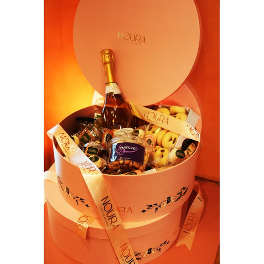 Grand coffret cadeau libanais Noura sans alcool, nougats, barazek et douceurs orientales